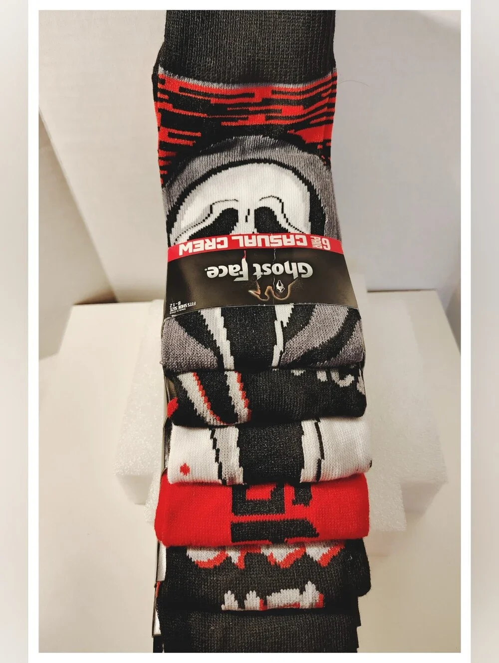 ☠️ GHOST FACE ☠️ 6-Pair of Novelty Crew Socks - Fits Shoe Size 8-12 *NIP*